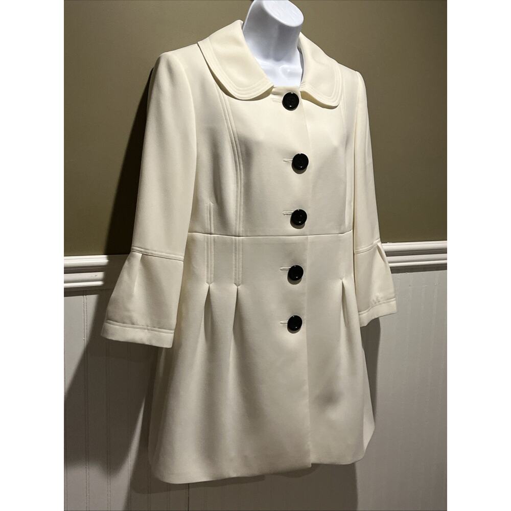 Tahari Womens 10P Ivory Cream Bell Sleeve Fitted Jacket Petite Cream Buttons - Picture 2 of 9